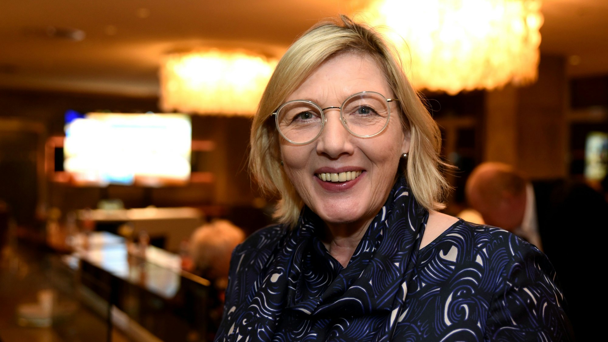 Gisela Manderla.