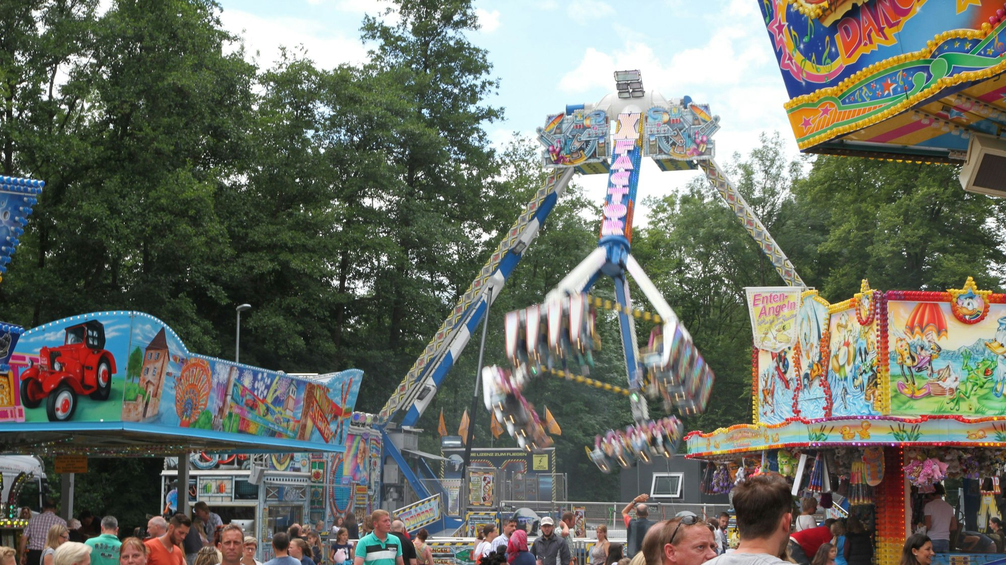 Heu-Kirmes in Much.