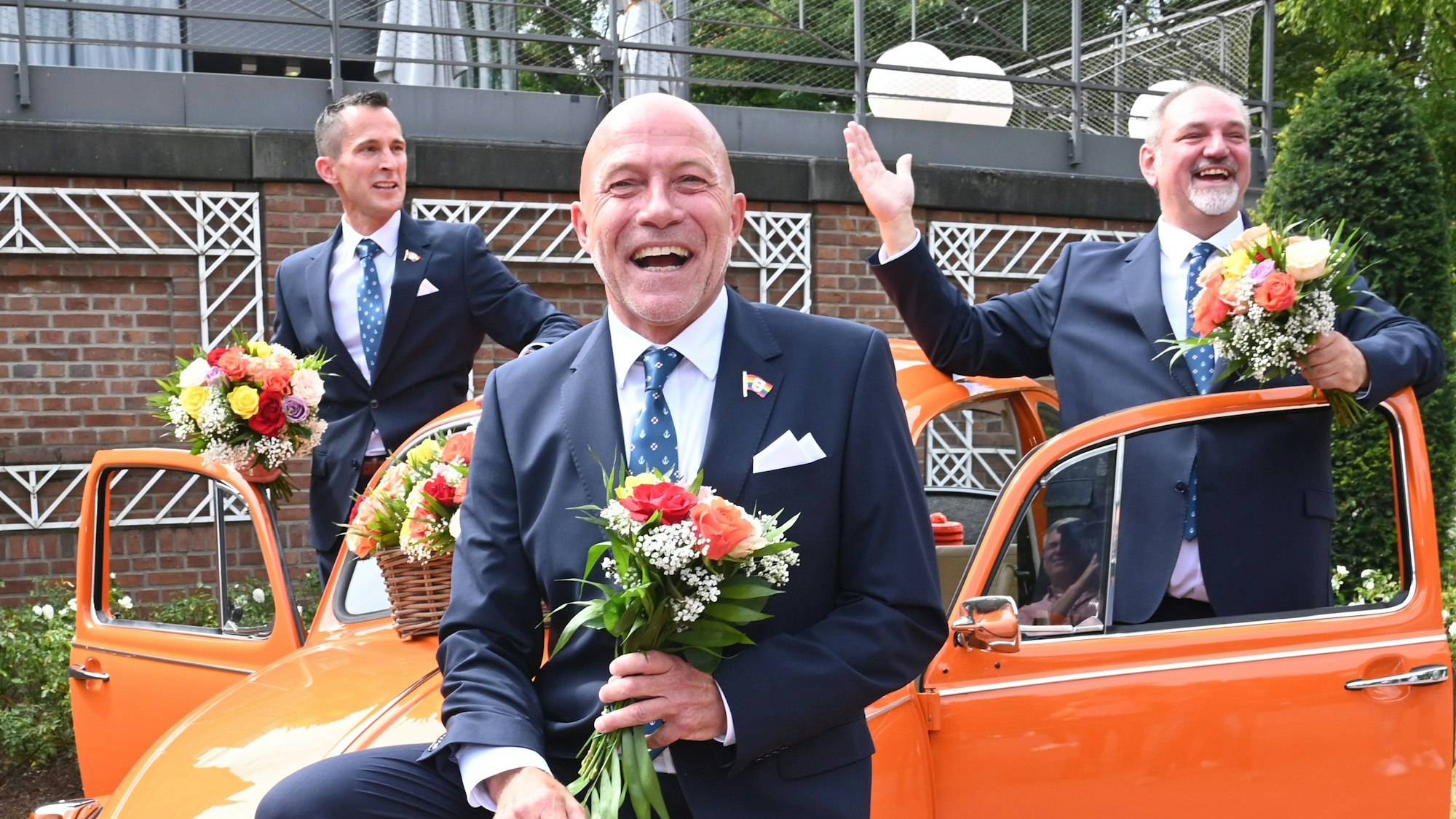 Das designierte Dreigestirn 2025: Jungfrau Hendrik Ermen, Prinz René Klöver, Bauer Michael Samm (v.l.).